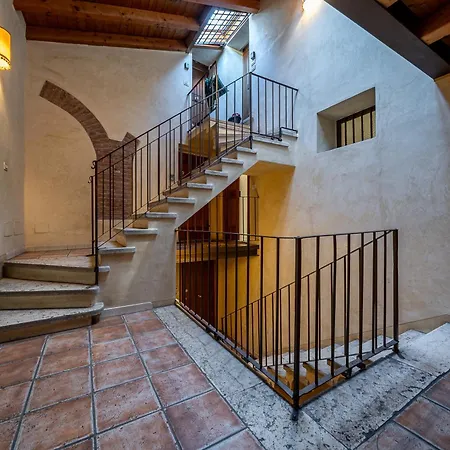 Casa Nicola Dietro L'arena